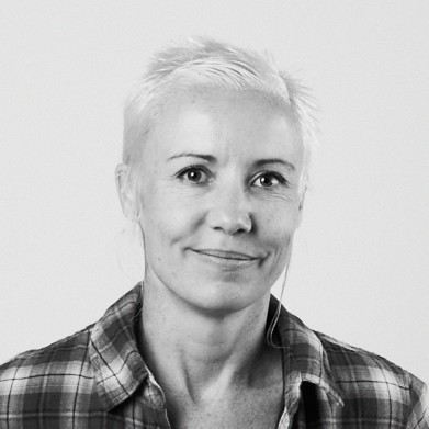 Portrait photograph of Lisa Mansfield