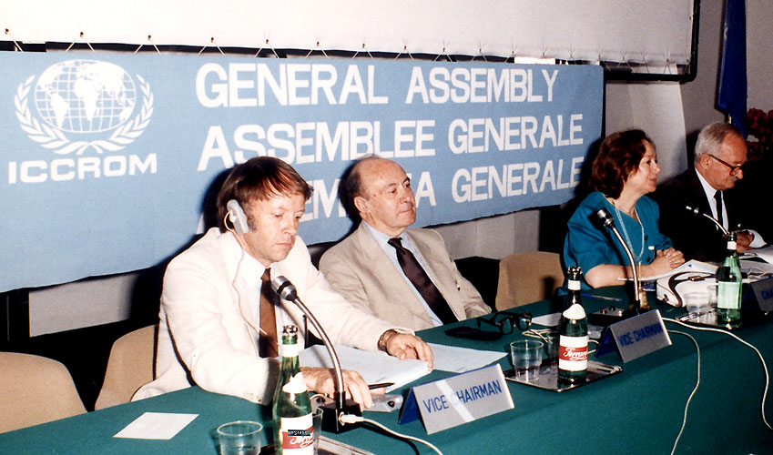 Colin at 1990 ICCROM General assembly