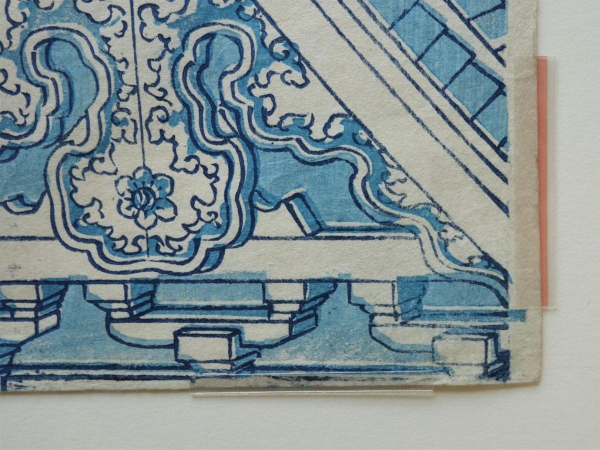 Detail of Secol™ V-strip placement; the lower is trimmed and butted up against the edge of the print and V-strip on the right is placed slightly away from print edge. Artwork: Asakusa Hongan-ji temple in the Eastern capital (Edo), c. 1830