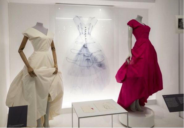 Balenciaga Exhibition V&A, Photo: Tess Evans